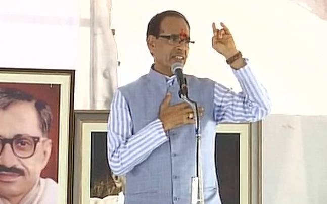 Madhya Pradesh CM Shivraj to sit on indefinite fast to placate angry farmers